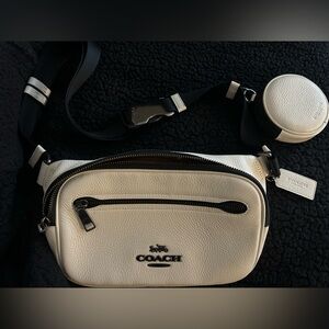 Coach Pouch